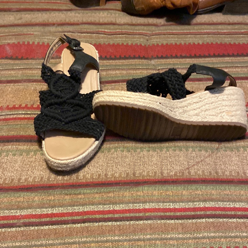 Wedge sandals